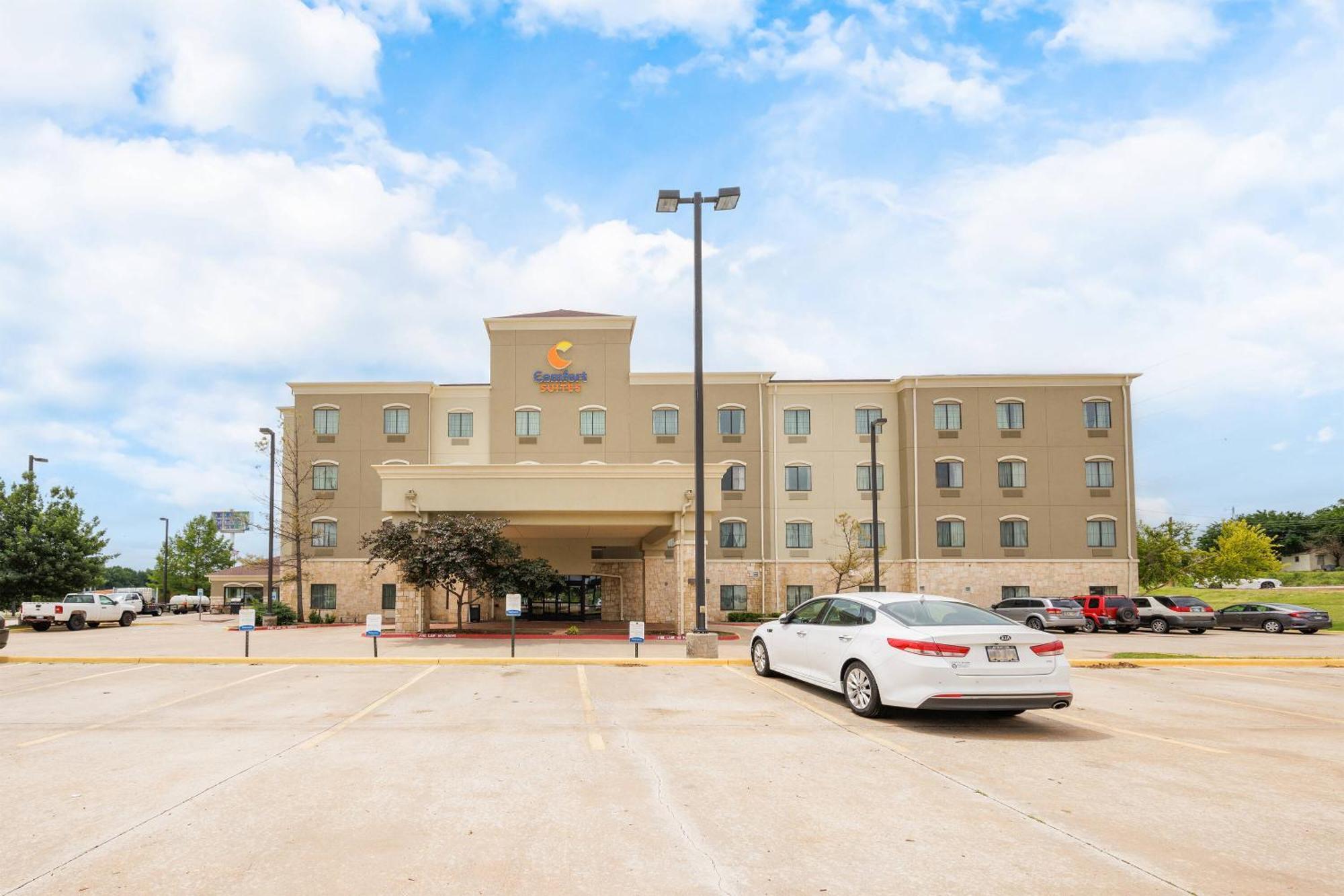 Comfort Suites Lawton Near Fort Sill Εξωτερικό φωτογραφία